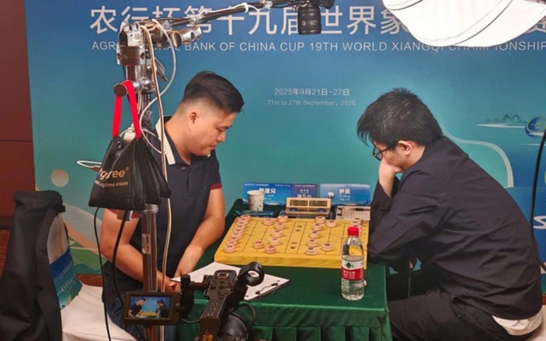Báo Trung Quốc viết về chiến thắng lịch sử của kỳ thủ Việt Nam- Ảnh 2. Báo Trung Quốc viết về chiến thắng lịch sử của kỳ thủ Việt Nam- Ảnh 2.