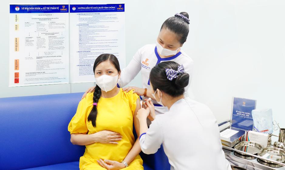 Việt Nam đã có vắc xin phòng viêm phổi do virus RSV- Ảnh 1.