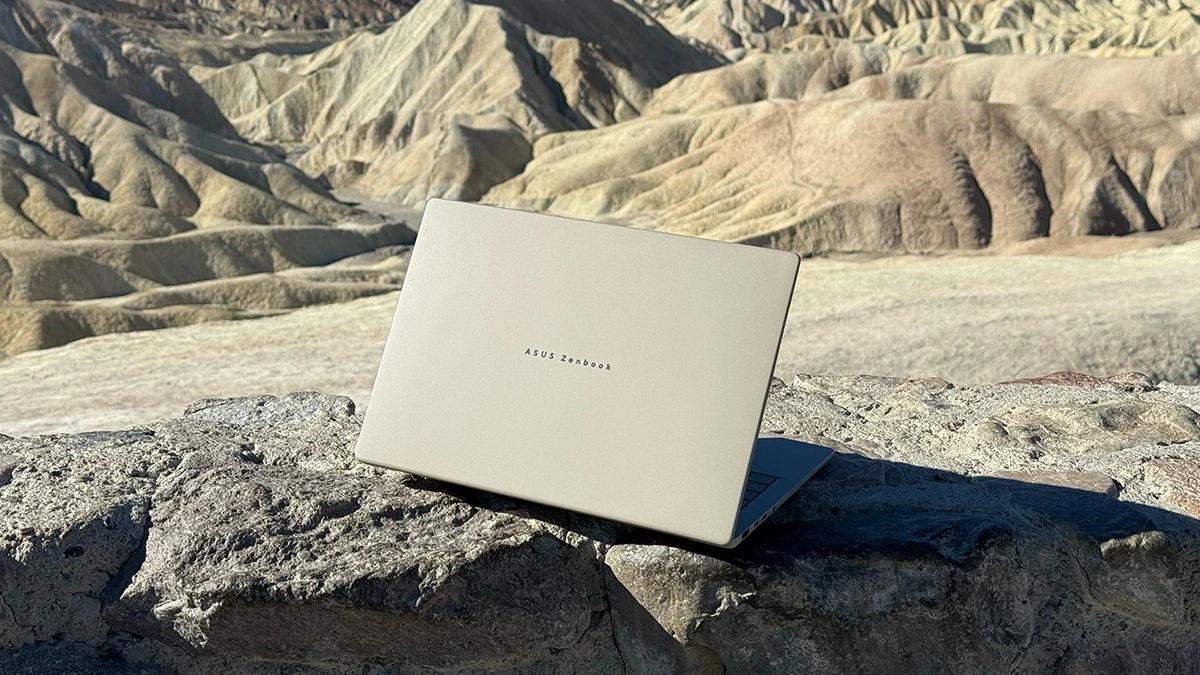 ASUS mở lối tương lai với chiếc laptop AI siêu mỏng nhẹ, pin tới 32 giờ- Ảnh 2.