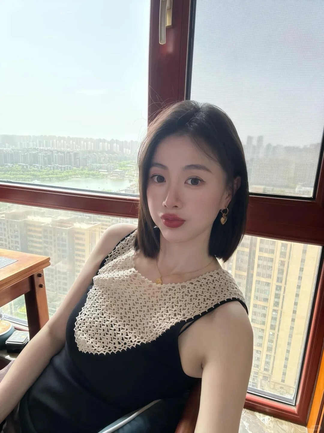 37 tuổi, tôi trẻ hóa da nhờ collagen và bí quyết dưỡng da tối giản 3 bước- Ảnh 5. 37 tuổi, tôi trẻ hóa bong da ket qua truc tiep nhờ collagen và bí quyết dưỡng bong da ket qua truc tiep tối giản 3 bước- Ảnh 5.