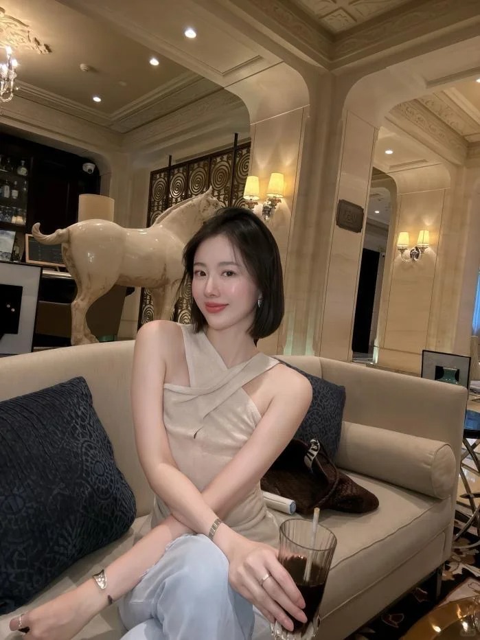 37 tuổi, tôi trẻ hóa da nhờ collagen và bí quyết dưỡng da tối giản 3 bước- Ảnh 6. 37 tuổi, tôi trẻ hóa bong da ket qua truc tiep nhờ collagen và bí quyết dưỡng bong da ket qua truc tiep tối giản 3 bước- Ảnh 6.
