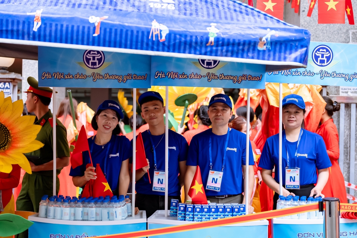 Gần 1 triệu sản phẩm Vinamilk tiếp sức cho Đại lễ Kỷ niệm 80 năm Quốc khánh 2/9- Ảnh 1. Gần 1 triệu sản phẩm Vinamilk tiếp sức cho Đại lễ Kỷ niệm 80 năm Quốc khánh 2/9- Ảnh 1.