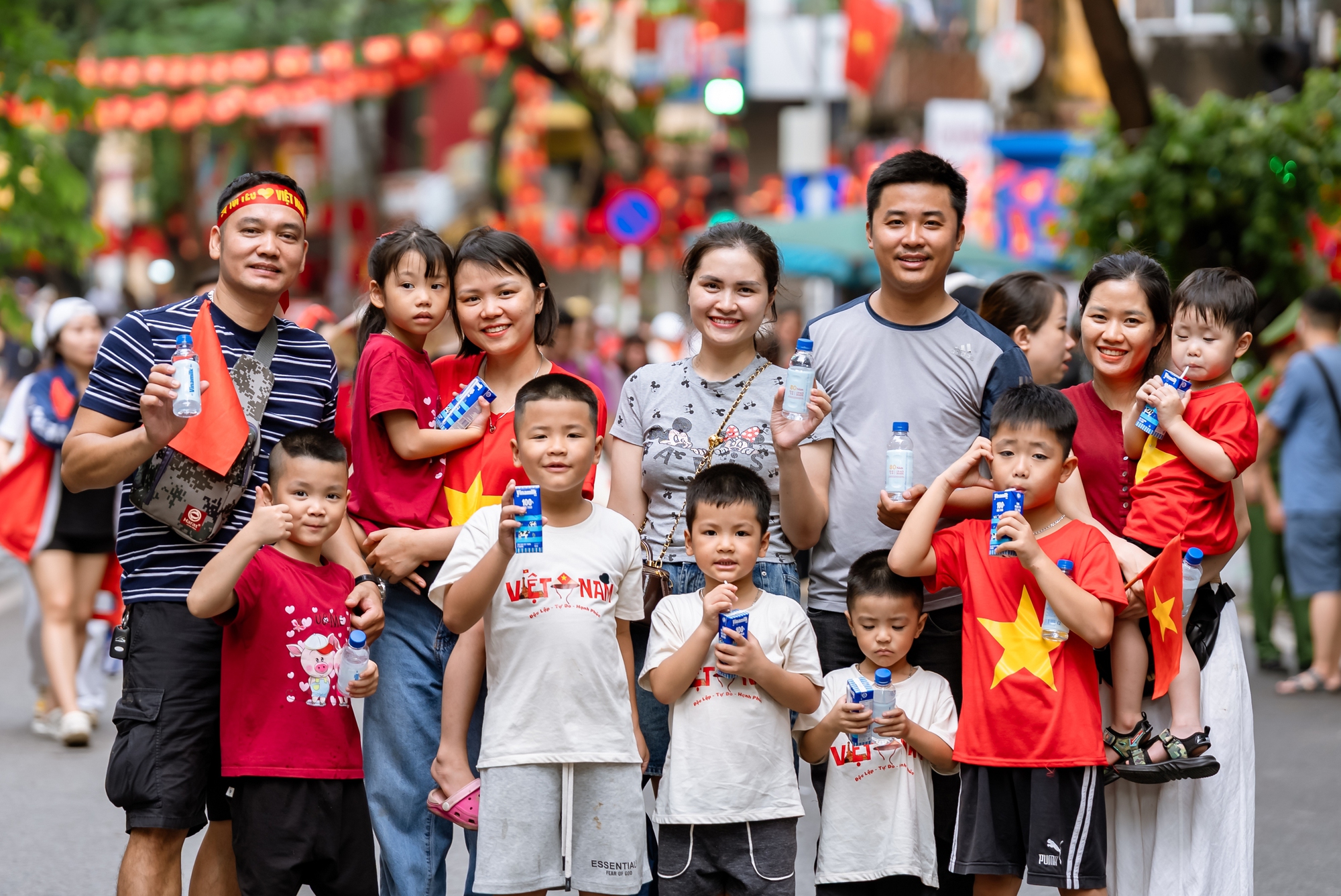Vinamilk hòa nhịp cùng ngày hội non sông- Ảnh 3. truc tiep bong da vtv6 hòa nhịp cùng ngày hội non sông- Ảnh 3.