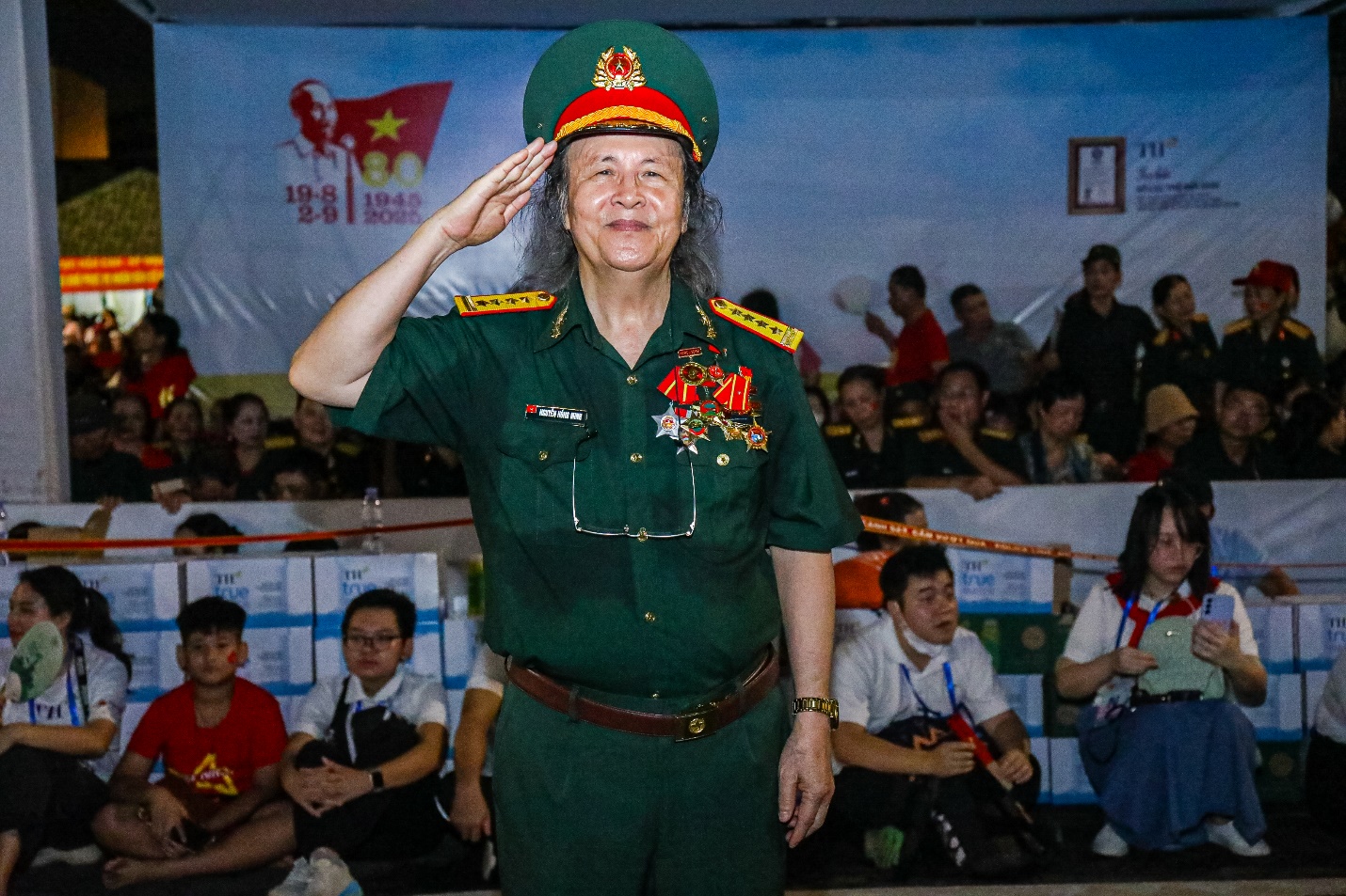 Có một sân khấu đặc biệt ở đại lễ A80- Ảnh 6.