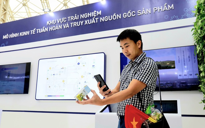Mã QR truy xuất nguồn gốc: Điểm nhấn công nghệ tại Khu trưng bày Khởi nghiệp Kiến quốc- Ảnh 1.