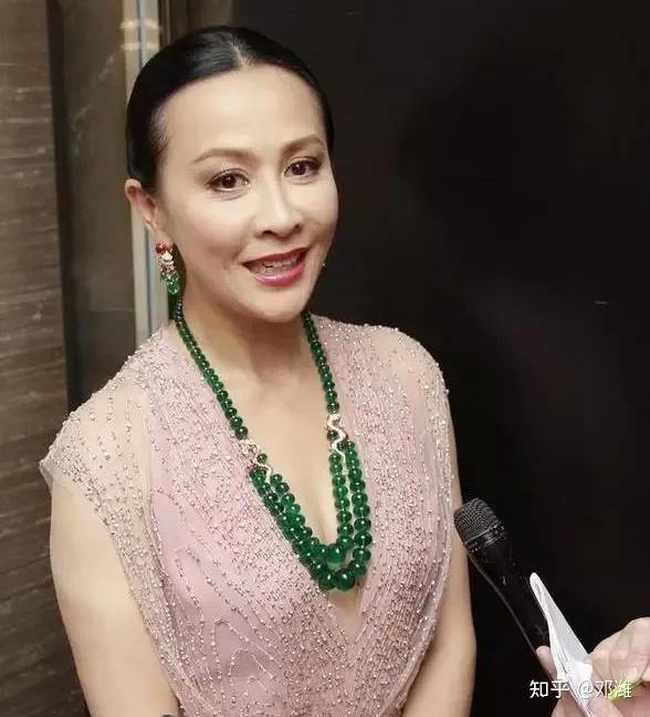 Nhìn cách 