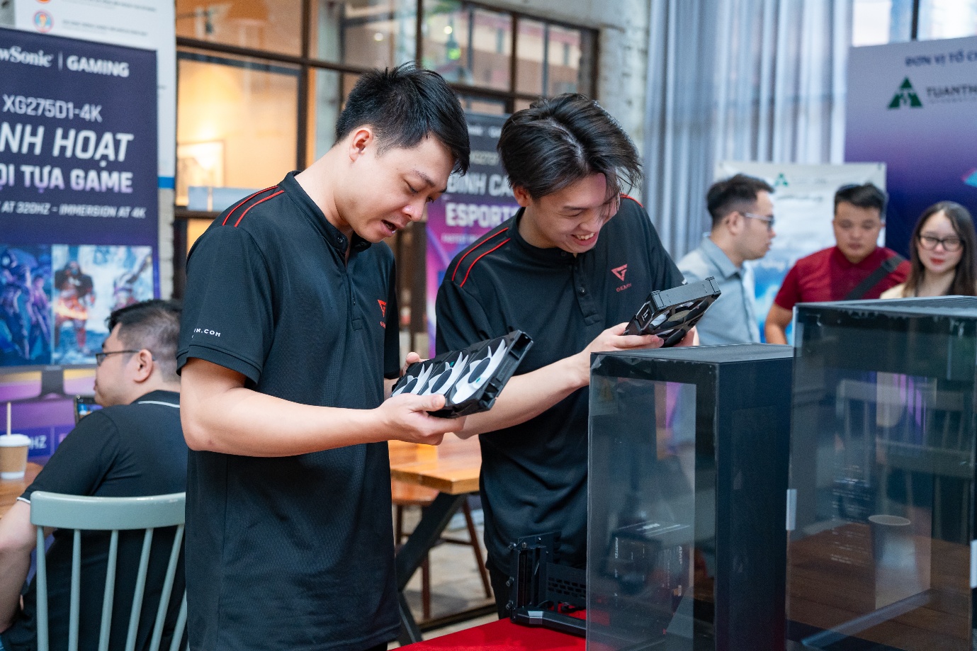 Workshop tháng 8/2025: Tuấn Thành kết nối công nghệ đến gần hơn với khách hàng Việt- Ảnh 4. Workshop tháng 8/2025: Tuấn Thành kết nối công nghệ đến gần hơn với khách hàng Việt- Ảnh 4.