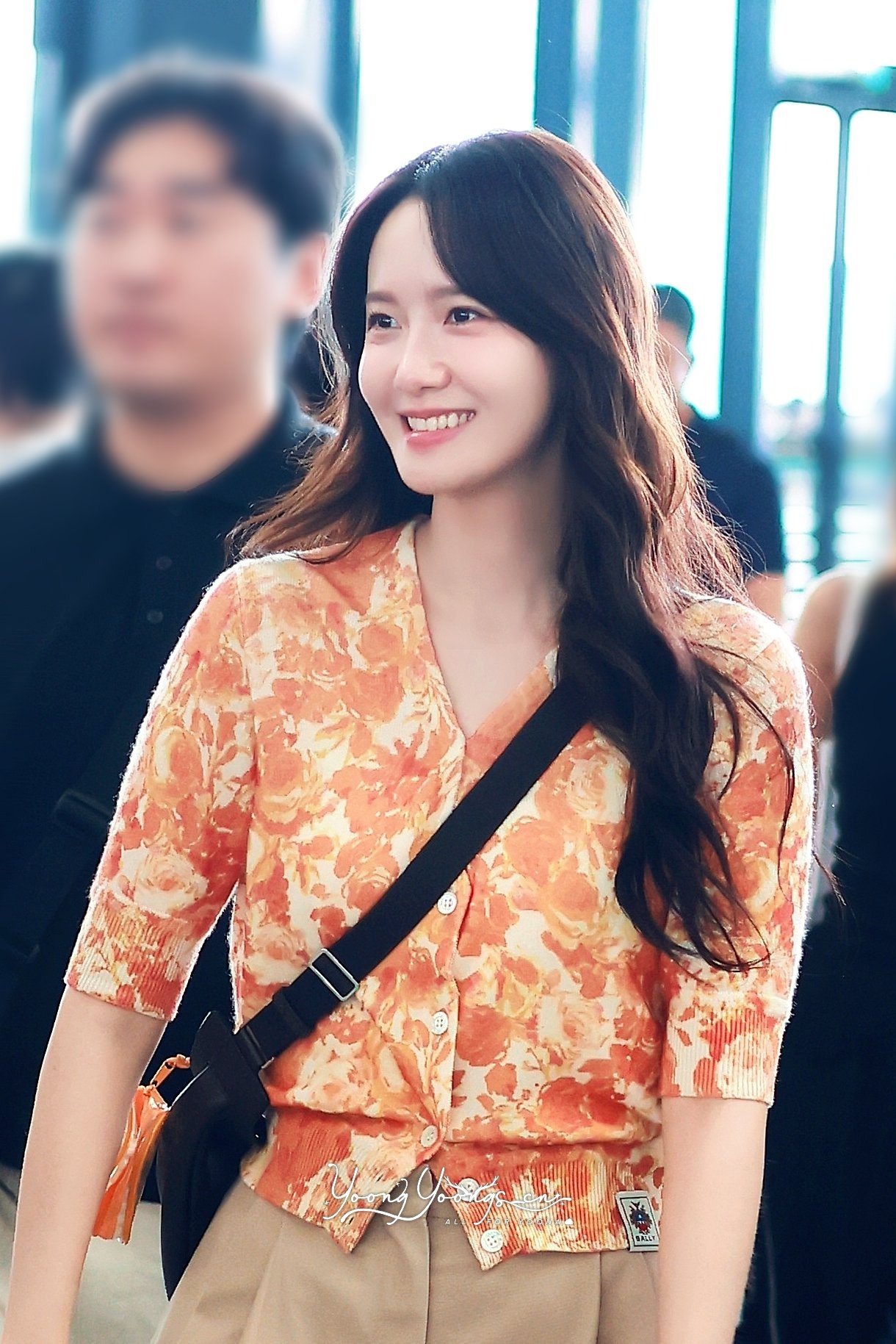 Yoona diện cardigan màu xem bong da truc tiep nhanh nhat xắn: 3 con giáp có thể áp dụng gam màu này để thu hút vận may- Ảnh 1.