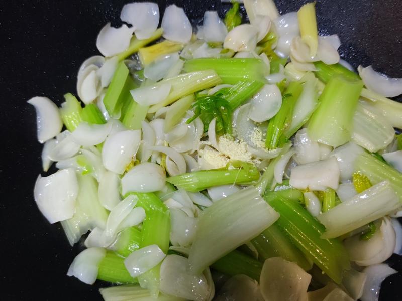 Ngày mai là tiết Bạch lộ, nên ăn 3 món màu trắng này để bổ phổi, lợi tiêu hóa và có mùa xem bong da truc tiep cup c1 đông khỏe mạnh- Ảnh 4.