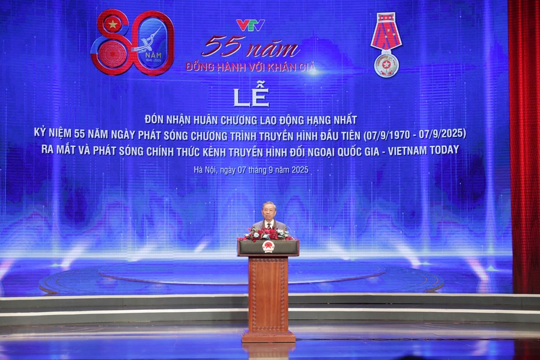 Tổng Bí thư Tô Lâm trao Huân chương Lao động hạng Nhất tặng Đài Truyền hình Việt Nam- Ảnh 2. Tổng Bí thư Tô Lâm trao Huân chương Lao động hạng Nhất tặng Đài Truyền hình Việt Nam- Ảnh 2.