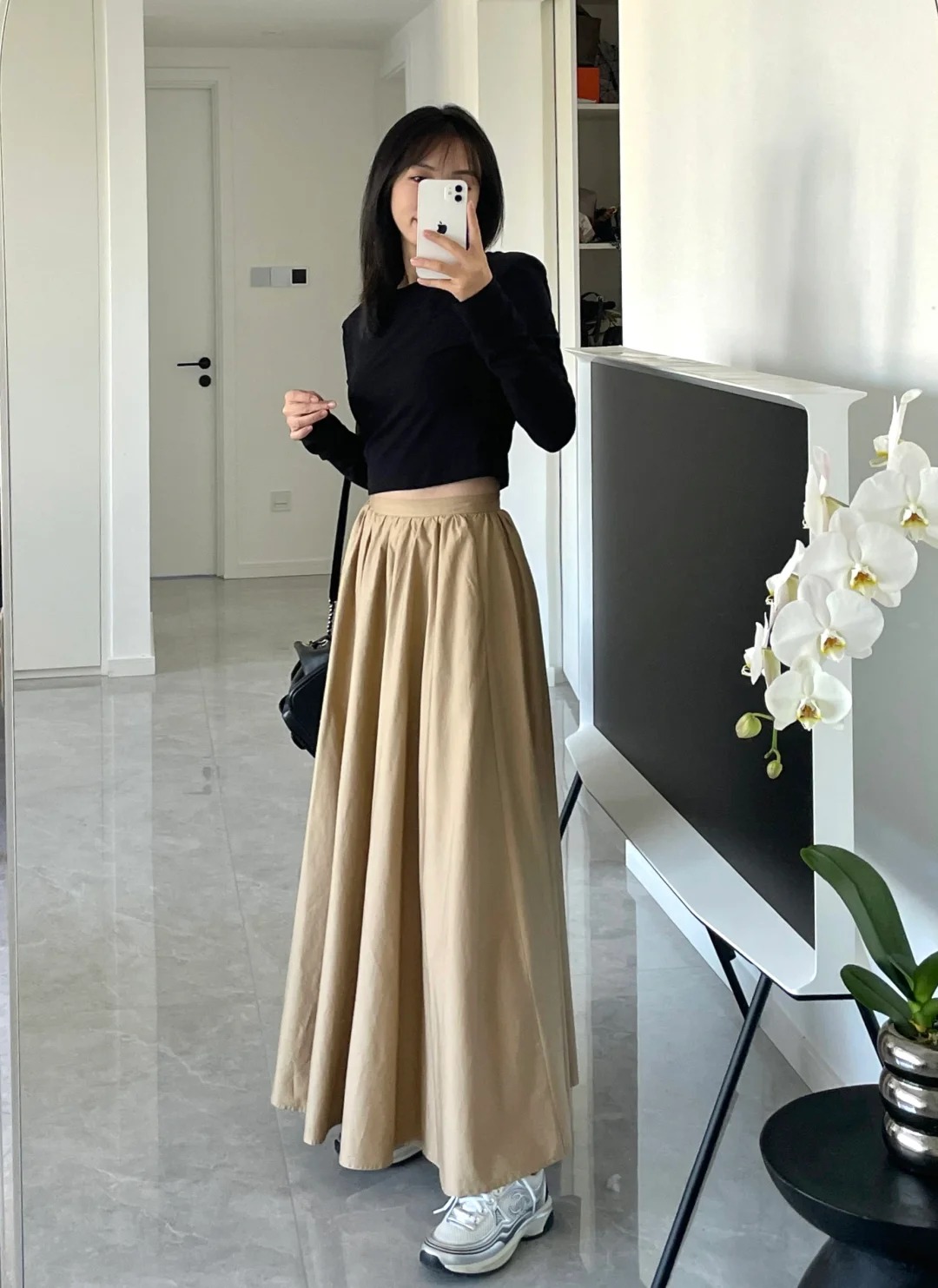“Chân váy xem bong da truc tiep nhanh nhat” - món đồ cao cấp giúp phụ nữ U30+ thay đổi khí chất chỉ trong tích tắc- Ảnh 3.