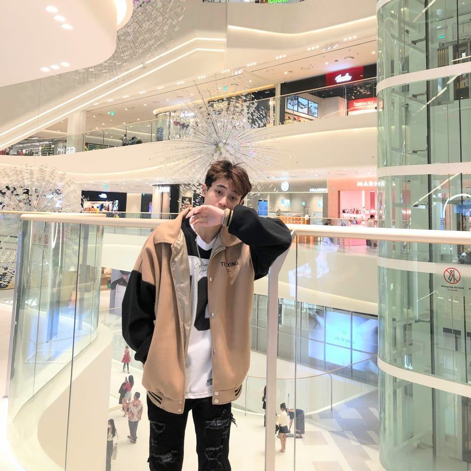 Quá khứ boy phố của Lê Văn Tú: Chàng lính tuổi 20 đẹp trai gấp 10 lần nhờ "ăn cơm nhà nước"- Ảnh 7. Quá khứ lich tuong thuat truc tiep bong da hom nay phố của Lê Văn Tú: Chàng lính tuổi 20 đẹp trai gấp 10 lần nhờ "ăn cơm nhà nước"- Ảnh 7.