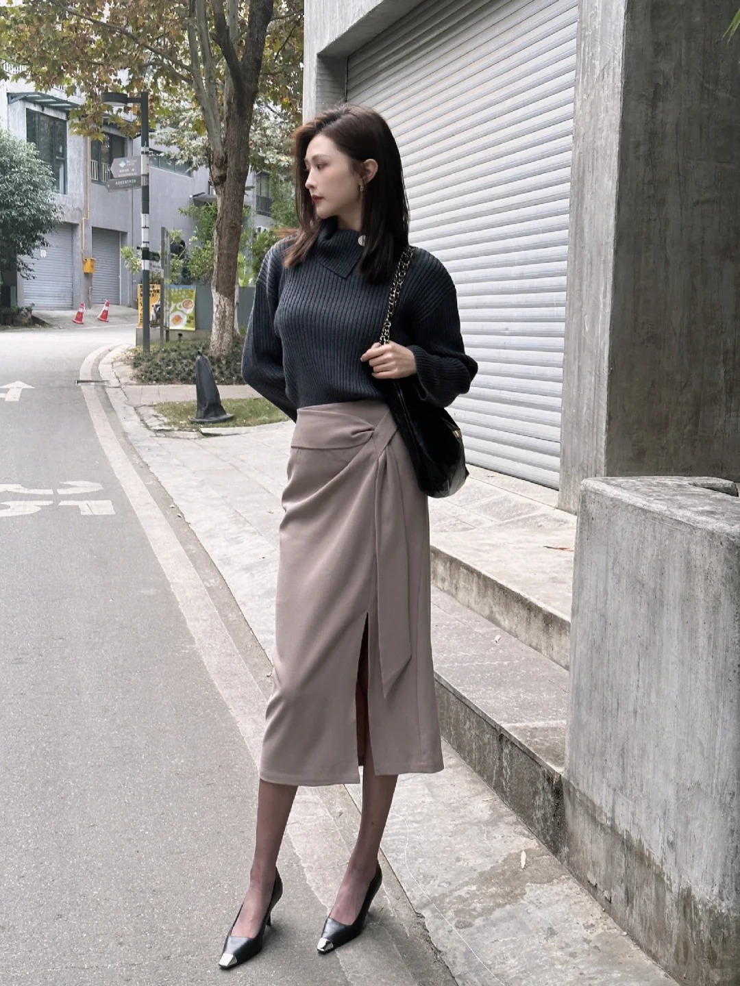 “Chân váy xem bong da truc tiep nhanh nhat” - món đồ cao cấp giúp phụ nữ U30+ thay đổi khí chất chỉ trong tích tắc- Ảnh 4.
