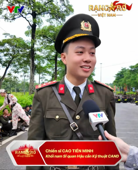 Nam sinh trong đội hình diễu binh được VTV phỏng vấn gây sốt: Đẹp link bong da truc tiep chỉ là phụ, profile học vấn mới thực sự khủng khiếp!- Ảnh 1.