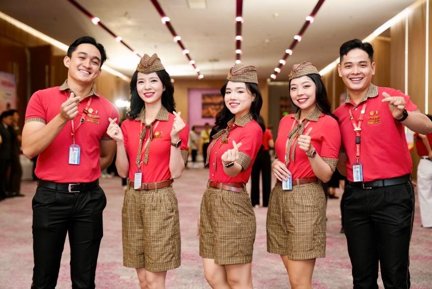 Ngày hội tuyển dụng Vietjet thu hút hàng ngàn ứng viên tìm kiếm cơ hội trong ngành hàng không- Ảnh 14. Ngày hội tuyển dụng Vietjet thu hút hàng ngàn ứng viên tìm kiếm cơ hội trong ngành hàng không- Ảnh 14.