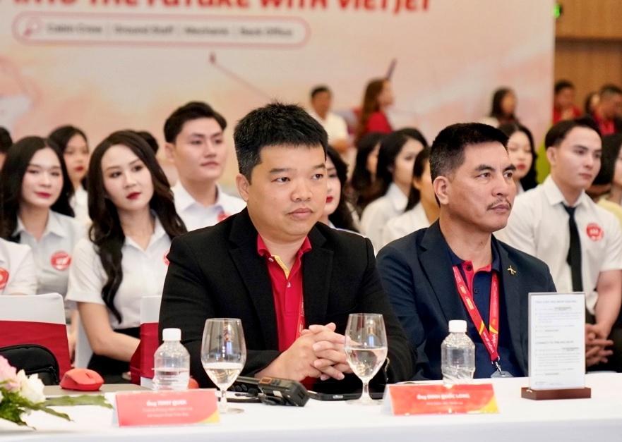 Ngày hội tuyển dụng Vietjet thu hút hàng ngàn ứng viên tìm kiếm cơ hội trong ngành hàng không- Ảnh 6. Ngày hội tuyển dụng Vietjet thu hút hàng ngàn ứng viên tìm kiếm cơ hội trong ngành hàng không- Ảnh 6.