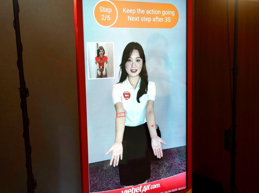 Ngày hội tuyển dụng Vietjet thu hút hàng ngàn ứng viên tìm kiếm cơ hội trong ngành hàng không- Ảnh 13. Ngày hội tuyển dụng Vietjet thu hút hàng ngàn ứng viên tìm kiếm cơ hội trong ngành hàng không- Ảnh 13.