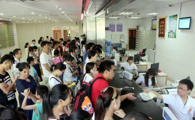 5 nỗi sợ mỗi khi đến bệnh viện ai cũng từng “run cầm cập” nhưng chẳng dám kể với ai- Ảnh 2. 5 nỗi sợ mỗi khi đến bệnh viện ai cũng từng “run cầm cập” nhưng chẳng dám kể với ai- Ảnh 2.