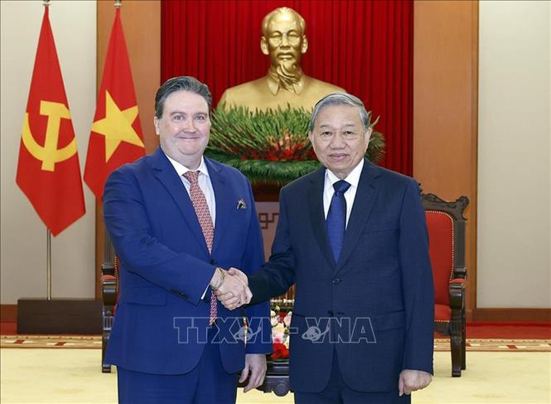 Tổng B&iacute; thư T&ocirc; L&acirc;m tiếp Đại sứ Hoa Kỳ tại Việt Nam ch&agrave;o từ biệt- Ảnh 1.