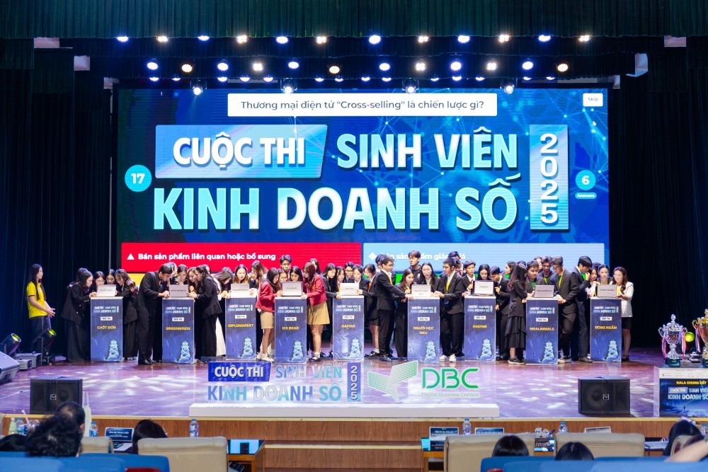 Hơn 500 đội tranh t&agrave;i tại Cuộc thi Sinh vi&ecirc;n Kinh doanh số 2025- Ảnh 1.