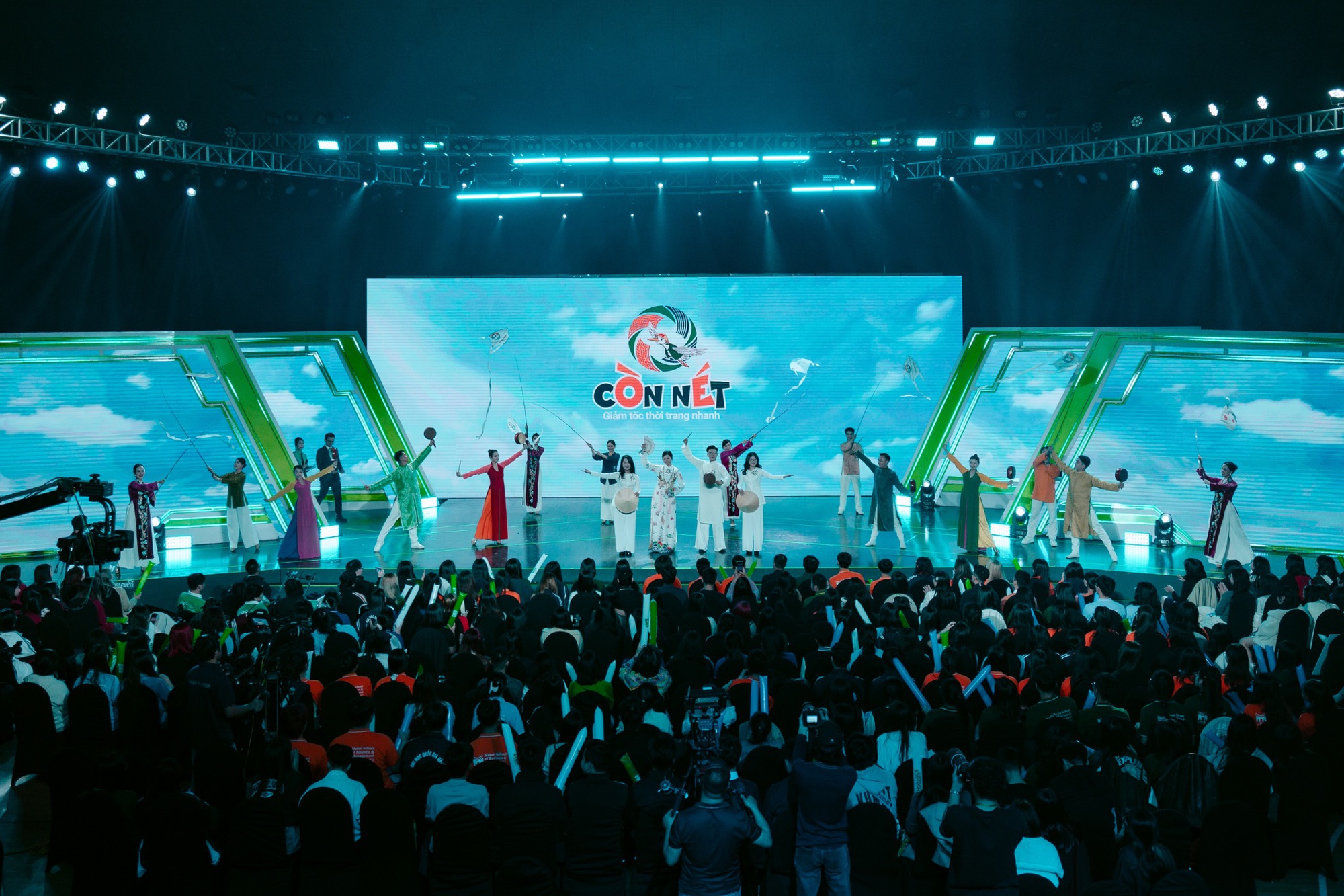 V&igrave; sao &ldquo;Sinh vi&ecirc;n thế hệ mới&rdquo; được đ&aacute;nh gi&aacute; l&agrave; chương tr&igrave;nh trọng điểm về gi&aacute;o dục tr&ecirc;n VTV3- Ảnh 2.