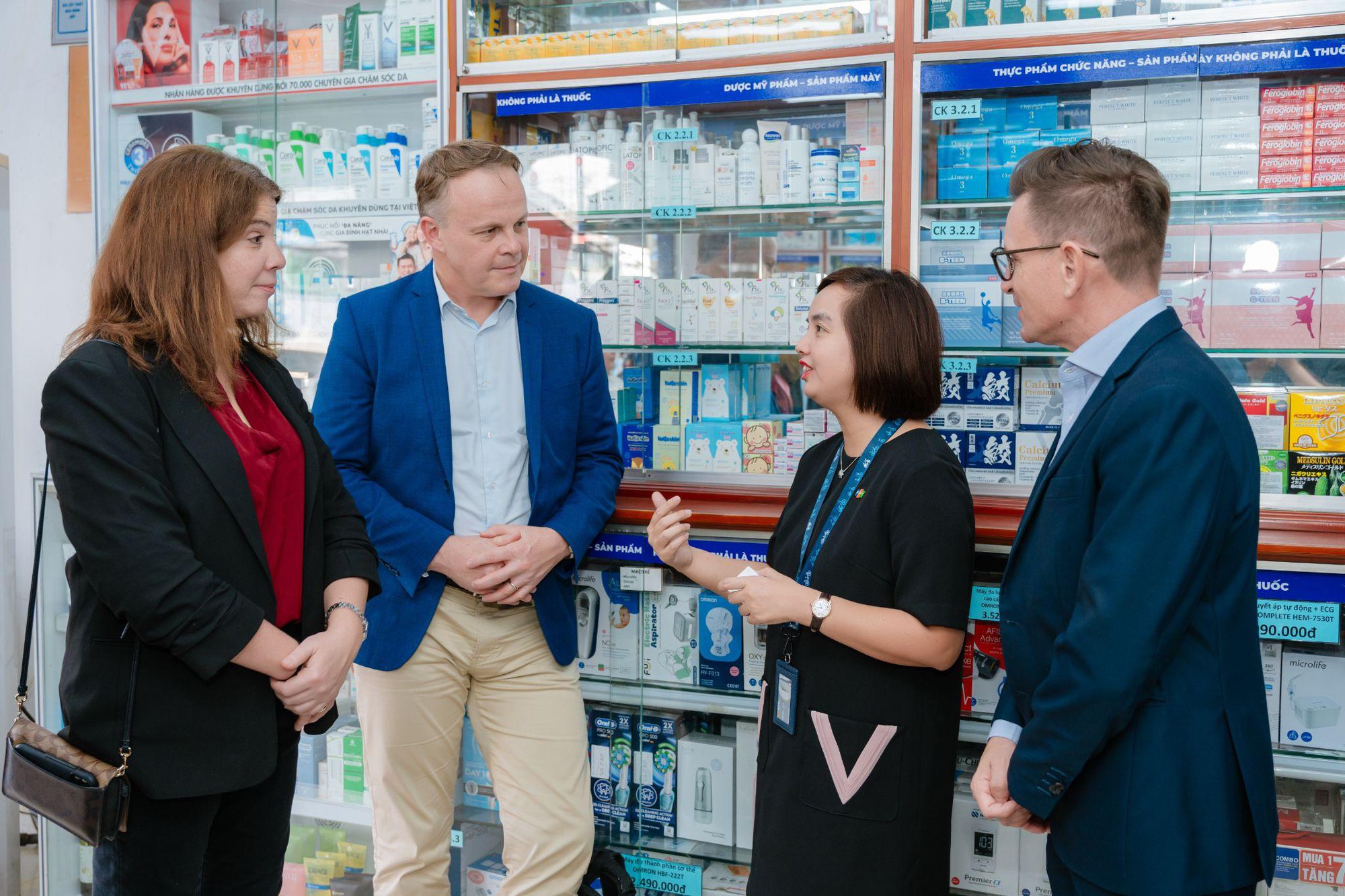 Từ vỉ thuốc bỏ đi đến m&ocirc;i trường xanh: Long Ch&acirc;u hợp lực Sanofi Việt Nam th&uacute;c đẩy th&oacute;i quen sống bền vững trong cộng đồng- Ảnh 4.