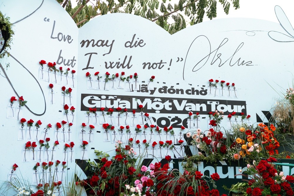 'Em đau' của Ph&ugrave;ng Kh&aacute;nh Linh đoạt c&uacute;p Top Song in 'Đo&aacute; Hồng Nhạc Việt' năm 2025- Ảnh 2.