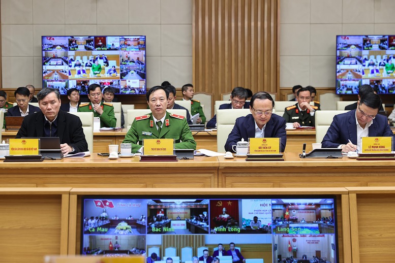 Thủ tướng: Ph&aacute;t triển dữ liệu, kinh tế dữ liệu với những đột ph&aacute; v&agrave; cải c&aacute;ch mạnh mẽ, to&agrave;n diện hơn- Ảnh 12.