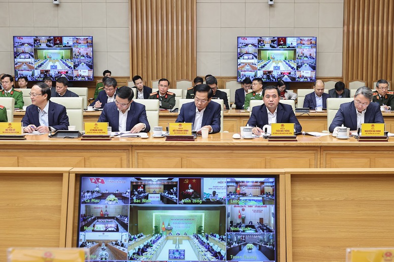 Thủ tướng: Ph&aacute;t triển dữ liệu, kinh tế dữ liệu với những đột ph&aacute; v&agrave; cải c&aacute;ch mạnh mẽ, to&agrave;n diện hơn- Ảnh 11.