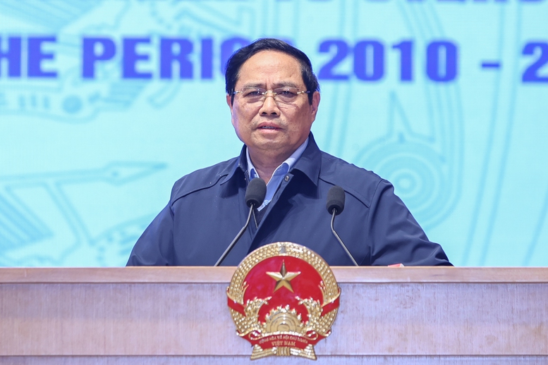 Thủ tướng: Cơ bản l&agrave;m sạch &ocirc; nhiễm bom m&igrave;n v&agrave;o thời điểm kỷ niệm 100 năm Quốc kh&aacute;nh- Ảnh 11.