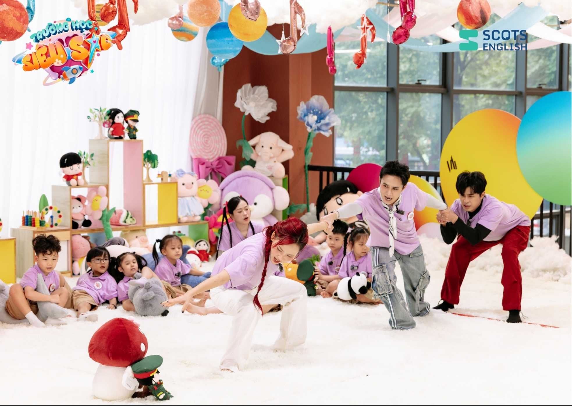 C&ocirc;ng ch&uacute;a nh&agrave; Khắc Việt &ograve;a kh&oacute;c nức nở khiến Huỳnh Lập, Ng&ocirc; Lan Hương đứng h&igrave;nh- Ảnh 2.