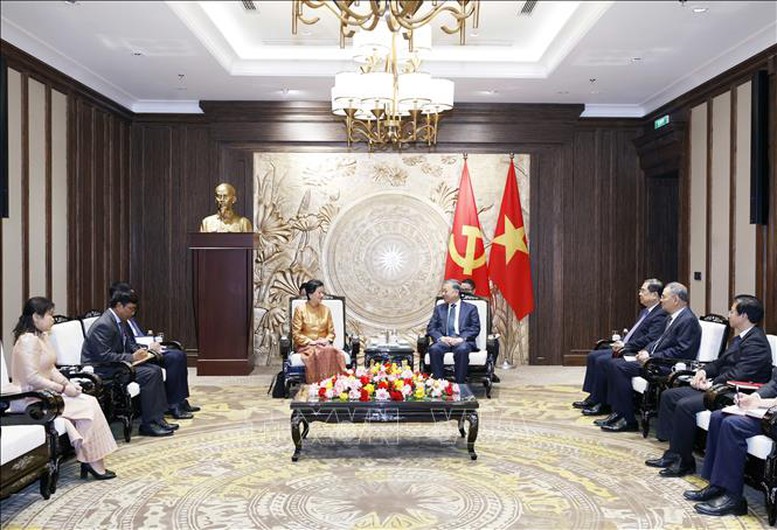 Tổng B&iacute; thư T&ocirc; L&acirc;m tiếp Đại sứ Campuchia Chea Kimtha đến ch&agrave;o từ biệt- Ảnh 3.