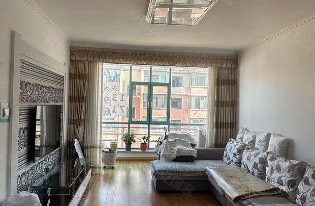 Mua nh&agrave; 5 tỷ, chủ nh&agrave; kh&ocirc;ng giảm 1 đồng, ở được 3 năm mới ph&aacute;t hiện sự thật chấn động: Đ&oacute; l&agrave; nh&agrave; của bố mẹ vợ!- Ảnh 1.