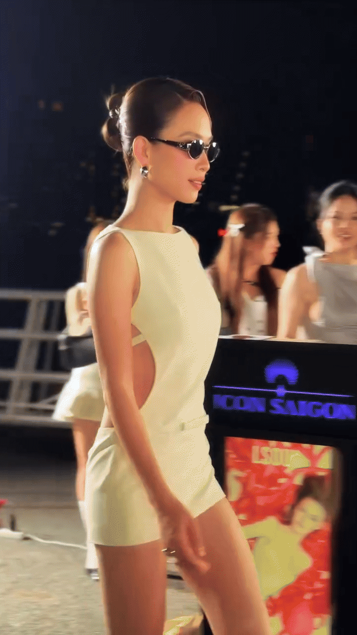 B&iacute; quyết gi&uacute;p &Aacute; hậu Phương Nhi sở hữu v&ograve;ng eo con kiến nhỏ x&iacute;u h&oacute;a ra đơn giản đến kh&ocirc;ng ngờ- Ảnh 1.