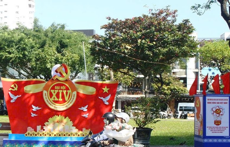 Rực rỡ cờ, hoa ch&agrave;o mừng Đại hội XIV của Đảng- Ảnh 22.