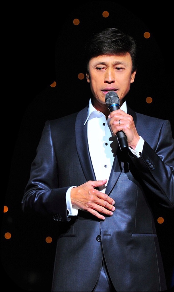 Nam danh ca vừa ly h&ocirc;n tuổi U80: Phải học lại tiếng Việt v&igrave; 1 lời ch&ecirc;- Ảnh 2.