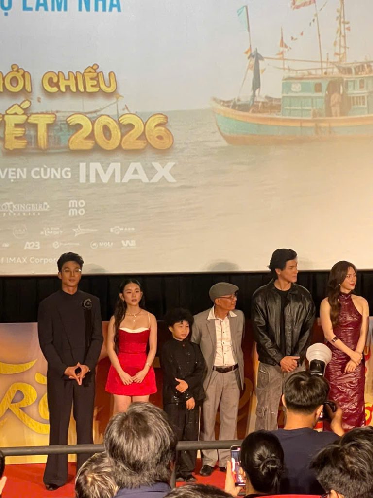 Phương Anh Đ&agrave;o l&ecirc;n tiếng trước nghi vấn t&igrave;nh cảm với Tuấn Trần tại showcase phim &ldquo;B&aacute;u Vật Trời Cho&rdquo;- Ảnh 4.