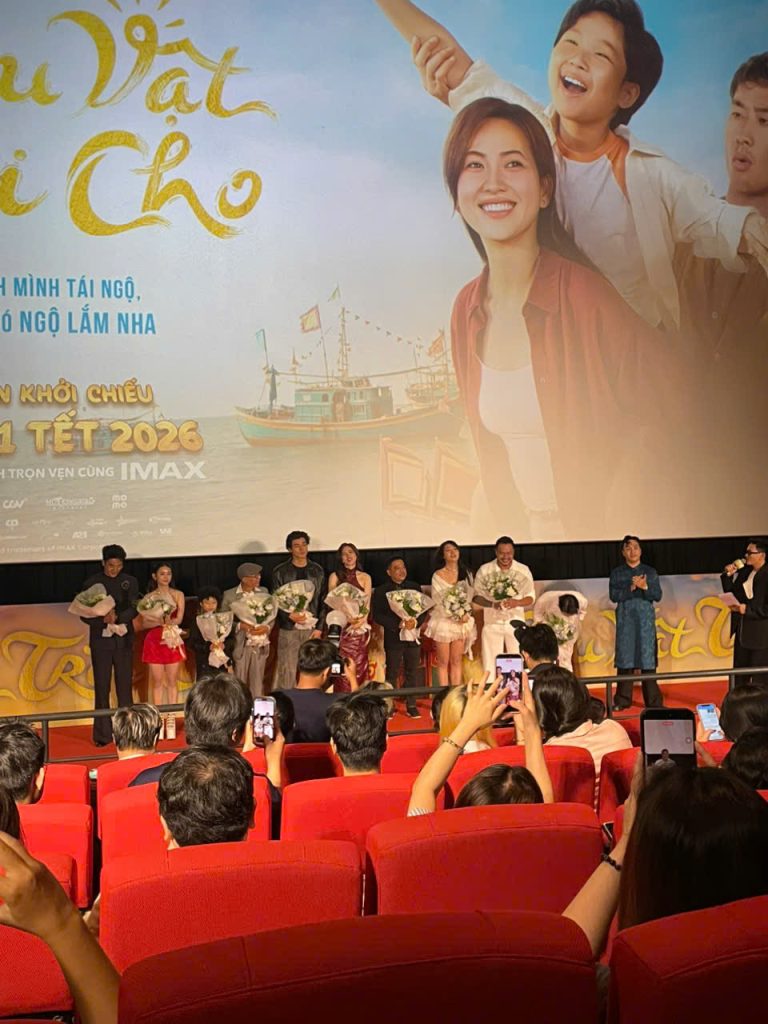 Showcase phim “Báu Vật Trời Cho” - Đánh dấu màn tái hợp của Tuấn Trần – Phương Anh Đào- Ảnh 4. Showcase phim “Báu Vật Trời Cho” - Đánh dấu màn tái hợp của Tuấn Trần – Phương Anh Đào- Ảnh 4.