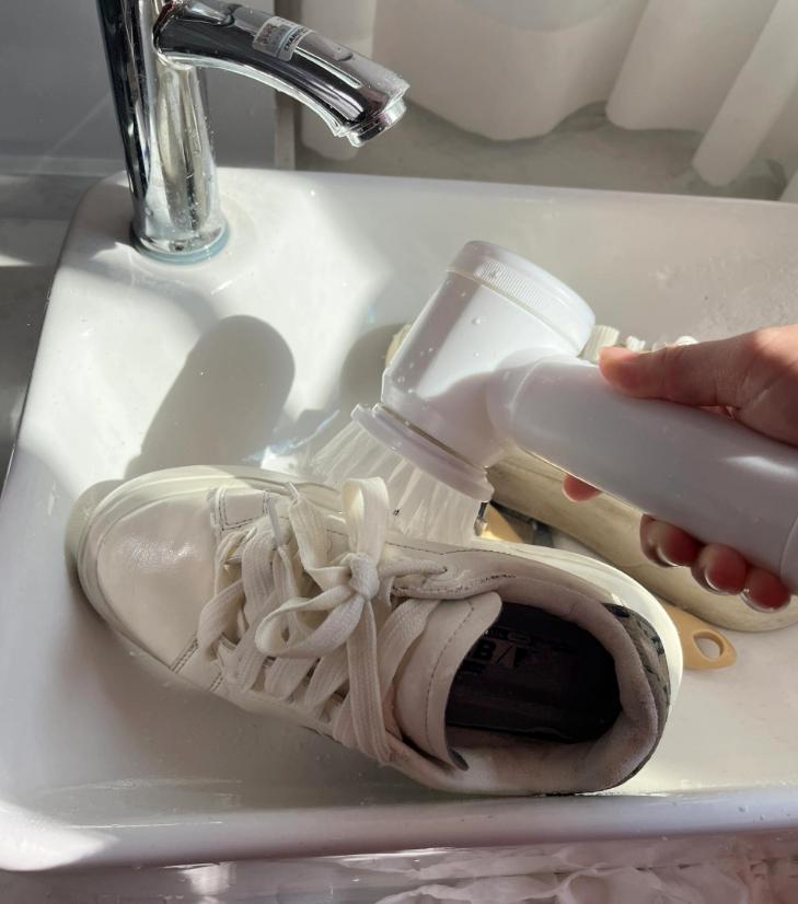 Chuyển v&agrave;o nh&agrave; mới t&ocirc;i mới s&aacute;ng mắt ra: 5 thiết bị tưởng &ldquo;xa xỉ&rdquo; nhưng h&oacute;a ra đ&aacute;ng mua từ&hellip; đời n&agrave;o - bỏ qua l&agrave; tự l&agrave;m khổ ch&iacute;nh m&igrave;nh!- Ảnh 11.