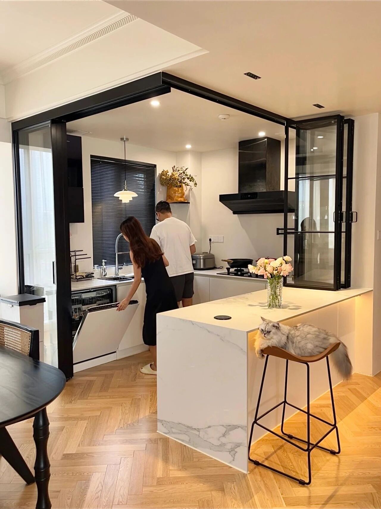 Chuyển v&agrave;o nh&agrave; mới t&ocirc;i mới s&aacute;ng mắt ra: 5 thiết bị tưởng &ldquo;xa xỉ&rdquo; nhưng h&oacute;a ra đ&aacute;ng mua từ&hellip; đời n&agrave;o - bỏ qua l&agrave; tự l&agrave;m khổ ch&iacute;nh m&igrave;nh!- Ảnh 8.