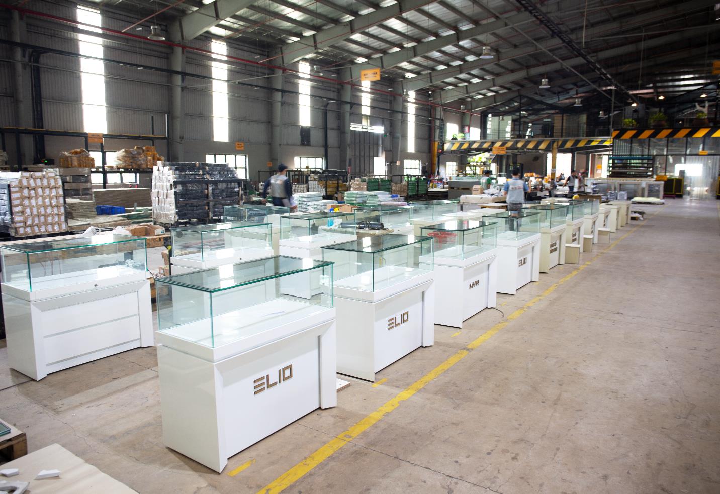 Nội thất bền vững - Giải ph&aacute;p n&acirc;ng tầm kh&ocirc;ng gian b&aacute;n lẻ sang trọng, cao cấp- Ảnh 1.