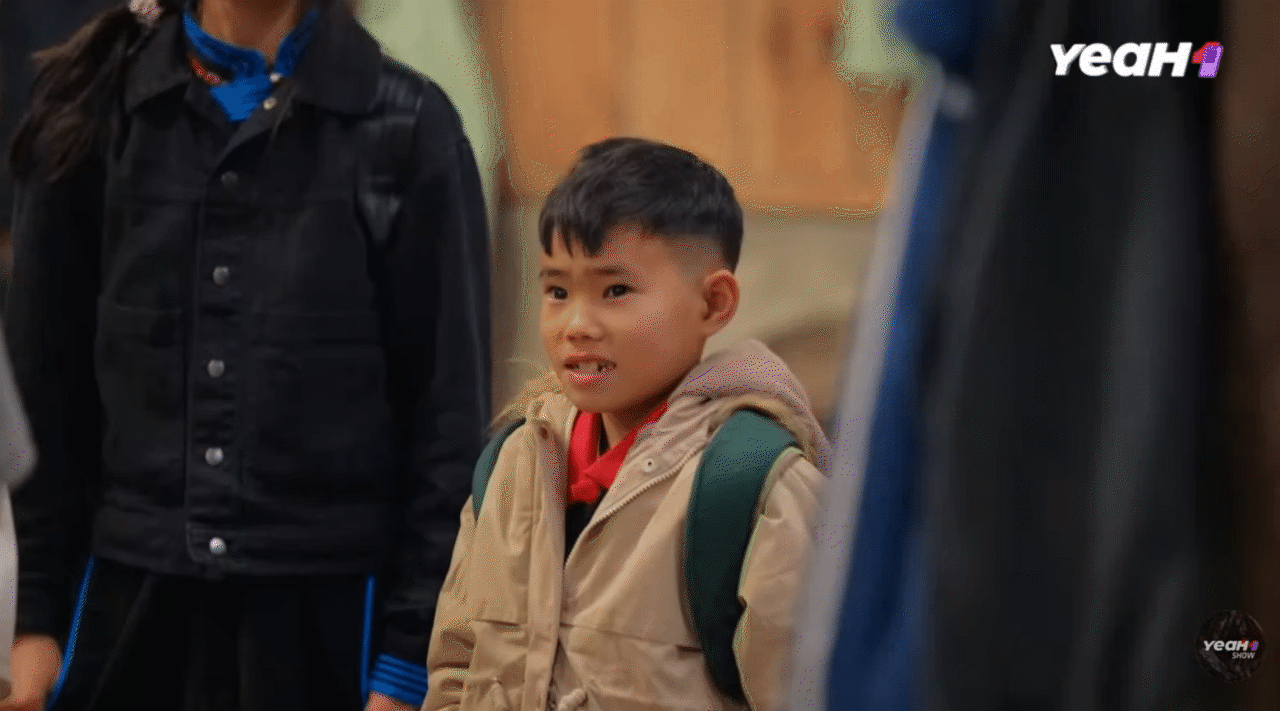 Bé Thư - con gái chị Thông: Khoảnh khắc Bé Thư - con gái chị Thông: Khoảnh khắc