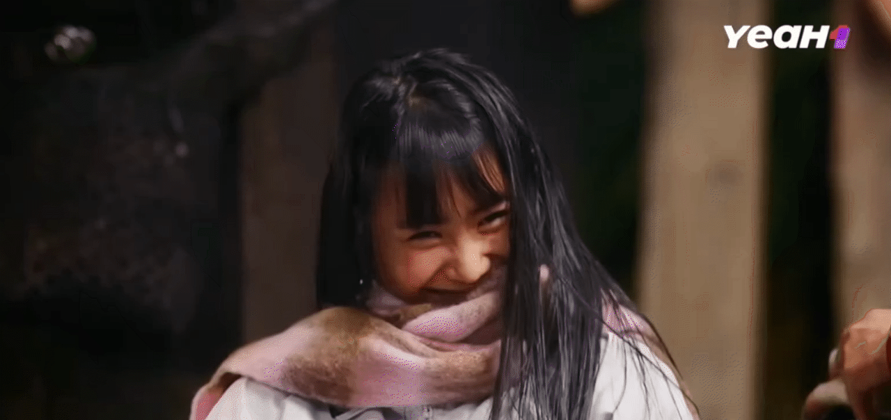 Bé Thư - con gái chị Thông: Khoảnh khắc Bé Thư - con gái chị Thông: Khoảnh khắc