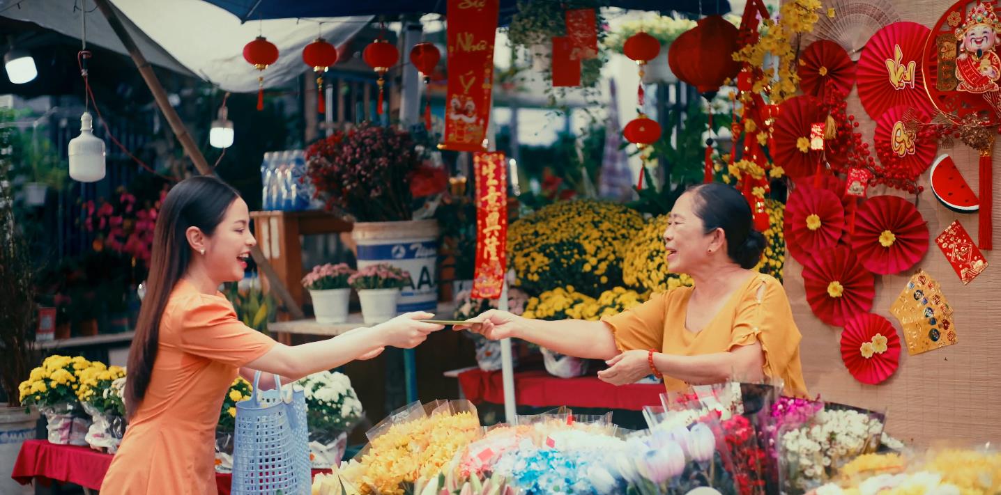 Trao qu&agrave; đầu năm, sẻ chia may mắn c&ugrave;ng Vietlott m&ugrave;a Tết 2026- Ảnh 2.