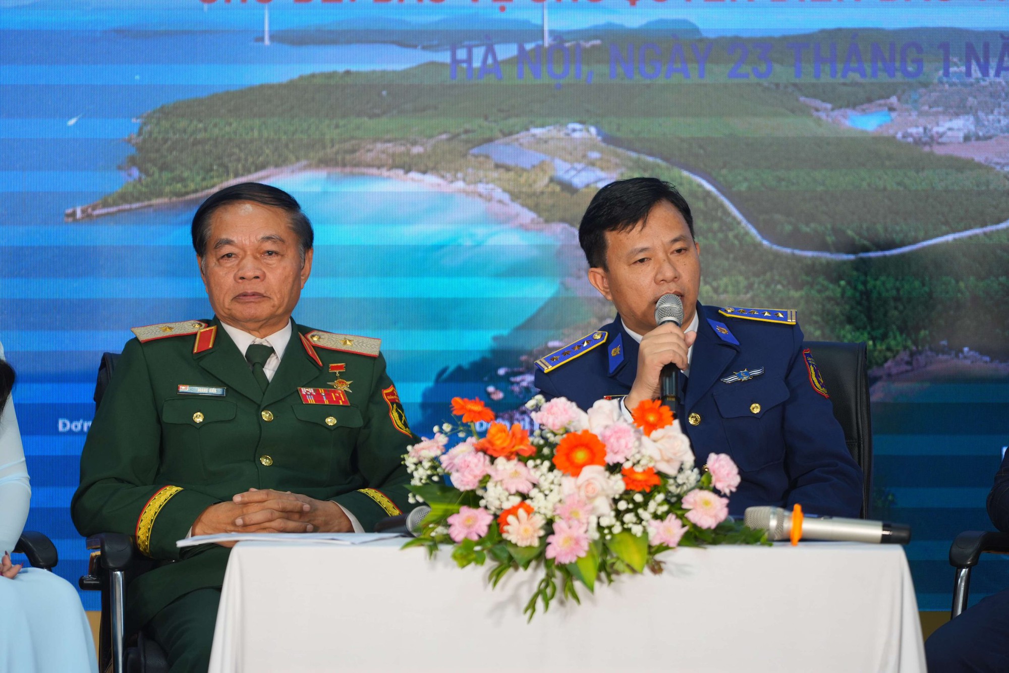 NMQ06863-scaled.jpg NMQ06863-scaled.jpg