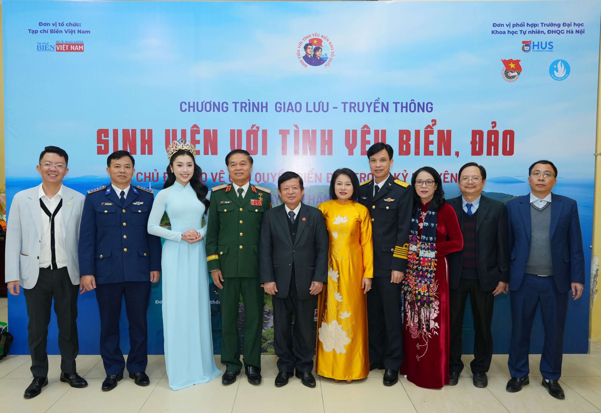 NMQ06539-scaled.jpg NMQ06539-scaled.jpg