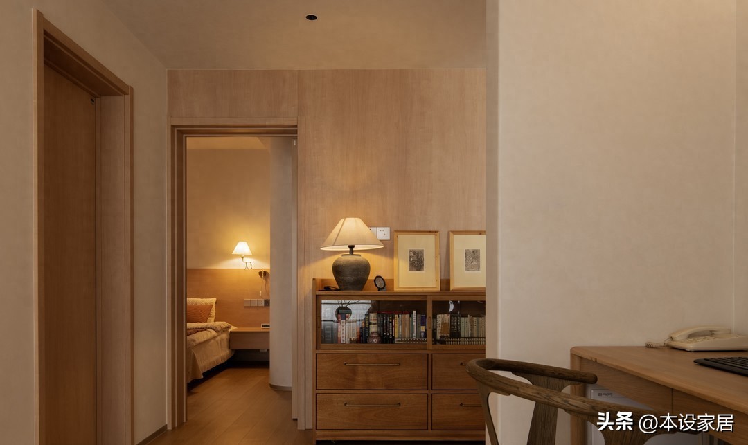 Cặp vợ chồng 70 tuổi sở hữu căn hộ g&acirc;y sốt mạng x&atilde; hội: Chỉ ri&ecirc;ng ph&ograve;ng kh&aacute;ch đ&atilde; được sao ch&eacute;p h&agrave;ng loạt v&igrave; qu&aacute; tinh tế- Ảnh 1.