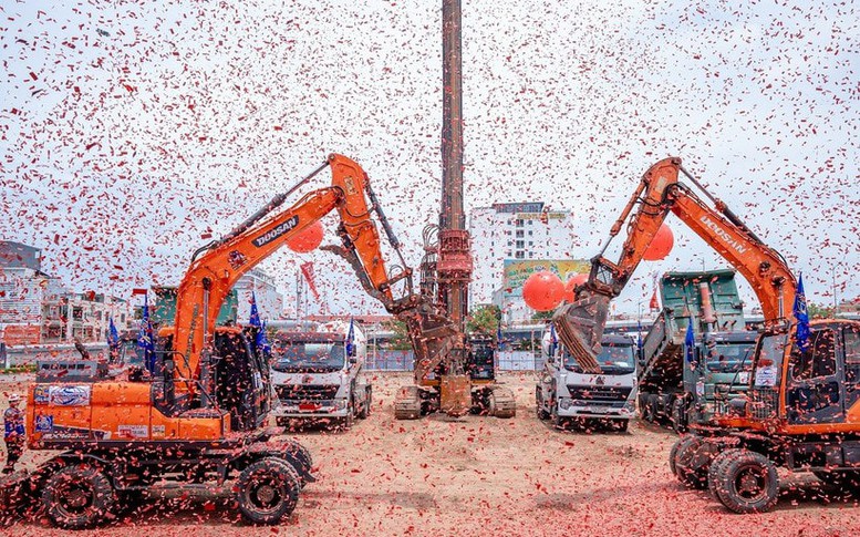 N&acirc;ng cao c&ocirc;ng t&aacute;c quản l&yacute;, đẩy nhanh tiến độ c&aacute;c dự &aacute;n đầu tư x&acirc;y dựng ch&agrave;o mừng Đại hội Đảng XIV- Ảnh 6.