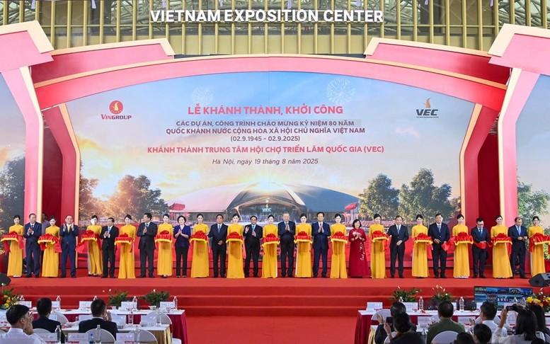 N&acirc;ng cao c&ocirc;ng t&aacute;c quản l&yacute;, đẩy nhanh tiến độ c&aacute;c dự &aacute;n đầu tư x&acirc;y dựng ch&agrave;o mừng Đại hội Đảng XIV- Ảnh 10.