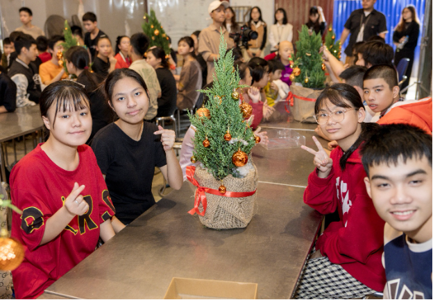 &ldquo;Chị ơi, em ngoan rồi&rdquo; v&agrave; niềm vui của những em b&eacute; đặc biệt- Ảnh 3.